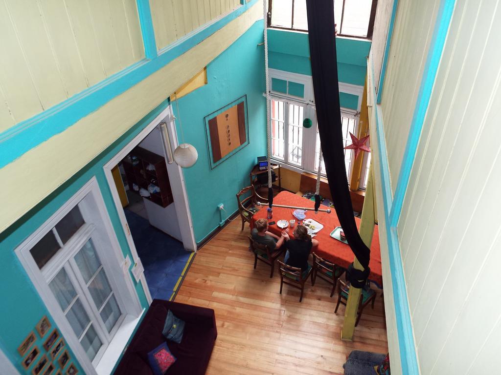 Hostal Casa Verde Limon ヴァルパライソ エクステリア 写真