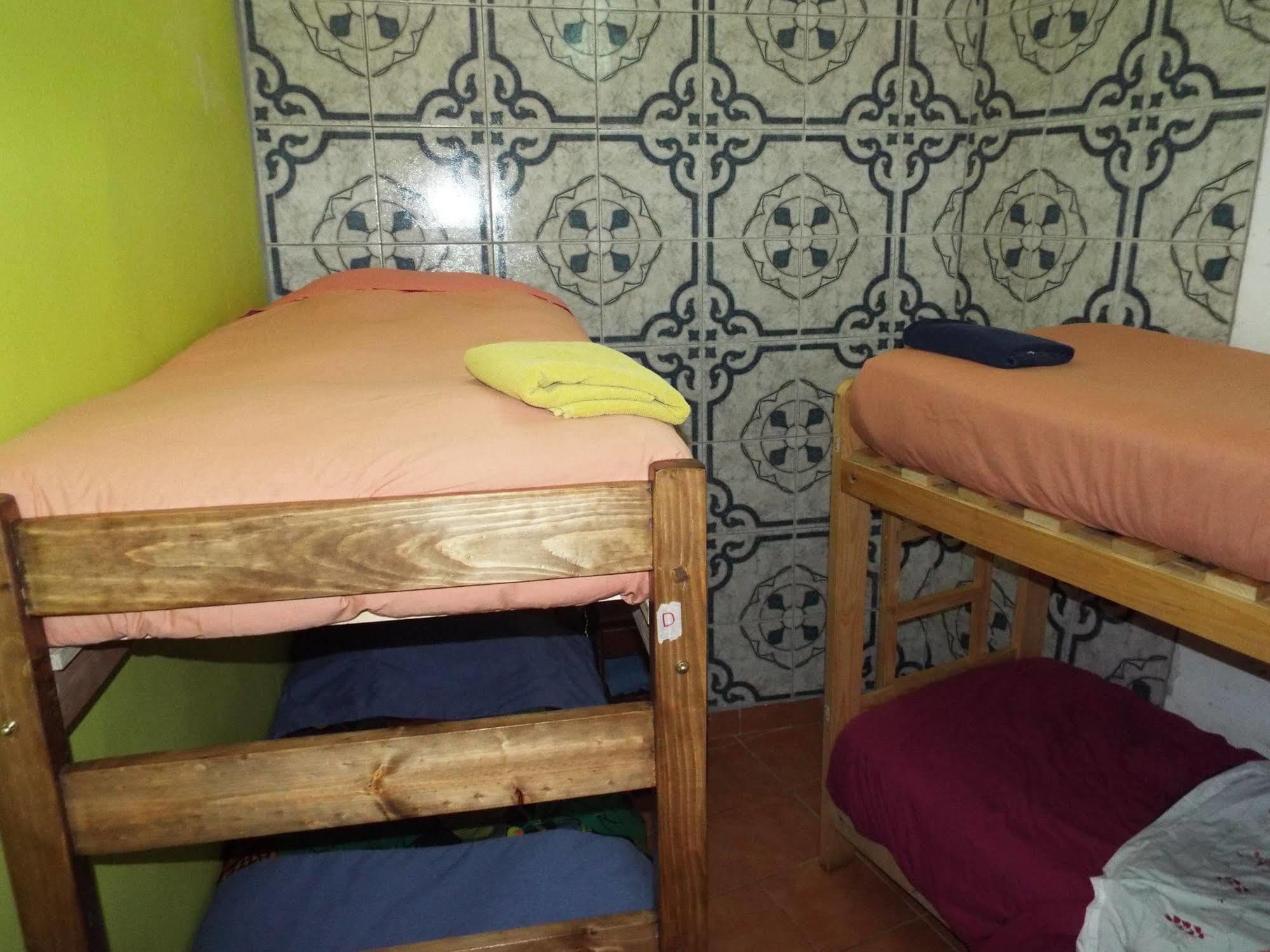 Hostal Casa Verde Limon ヴァルパライソ エクステリア 写真