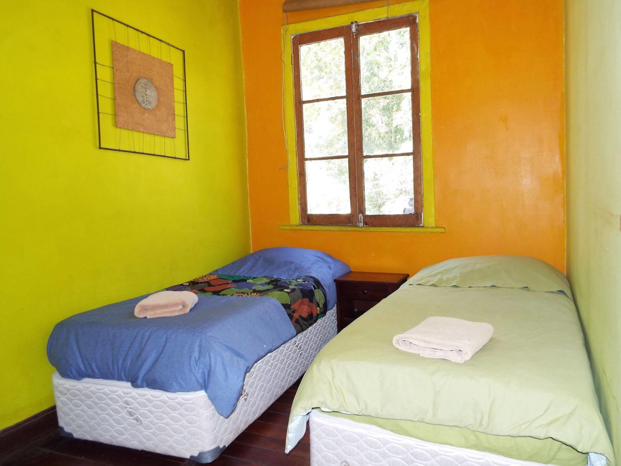 Hostal Casa Verde Limon ヴァルパライソ エクステリア 写真